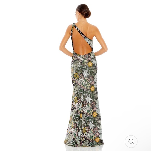 Mac Duggal EMBELLISHED FLORAL ONE SHOULDER GOWN STYLE 49574, SIZE 0/12 - Picture 3 of 17